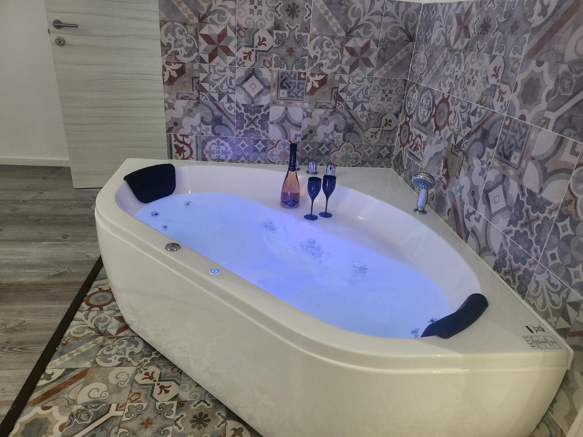 Orange Boutique Rooms Альгеро Екстер'єр фото